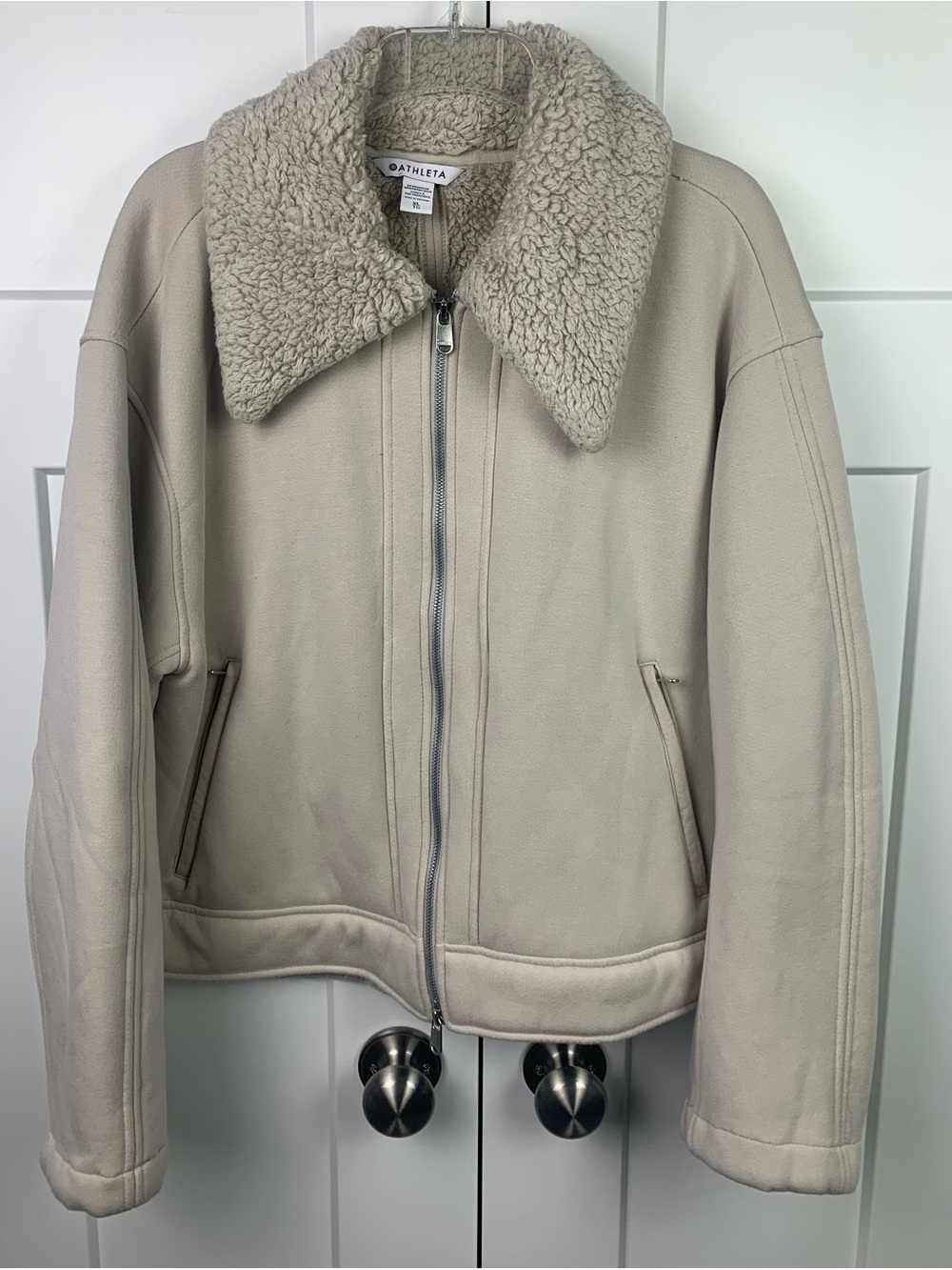 Athleta Westbound Sherpa Jacket XL Bomber Ski Outdoor Barn Coat Beige Fur